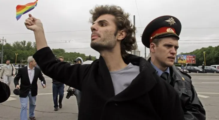 Rusia aprueba ley contra gays por mayoría absoluta