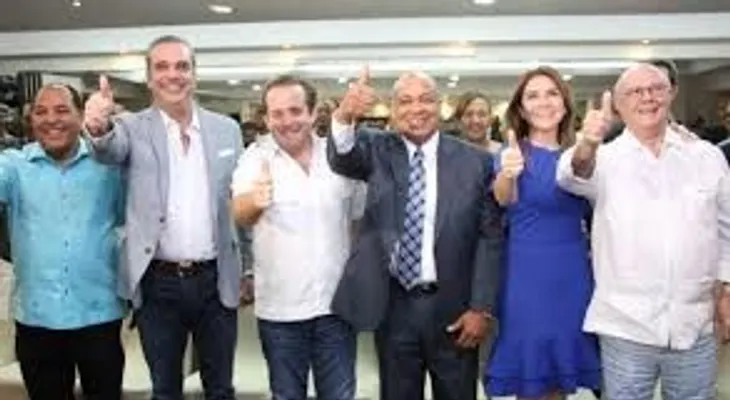 Luis Abinader: Si Danilo intenta repostularse en el país se crearía una situación de ingobernabilidad 