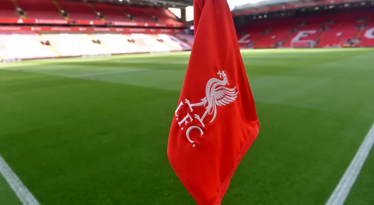 Liverpool oficializa venta del 30% de sus acciones a consorcio liderado por Jeff Bezos y Eduardo Saverin