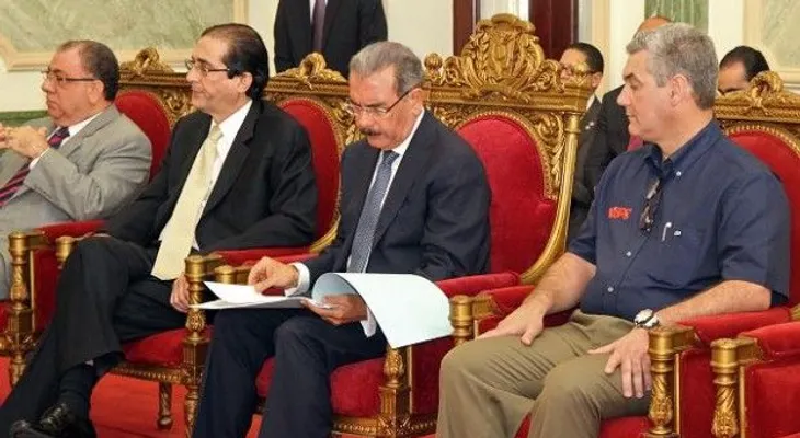 Gobierno realizará nuevo sorteo para construcción de aulas