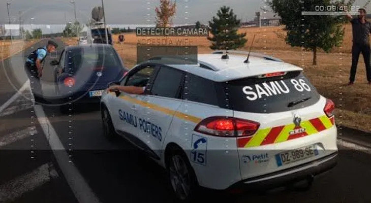 60 presos prenden fuego a una cárcel de Francia