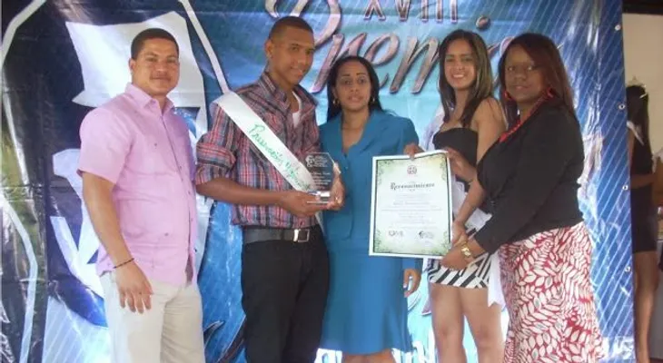 El Ministerio de OP avanza construcción de carretera en Ocoa
