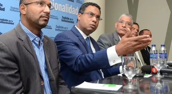 Organizaciones se oponen a reforma constitucional sin debate ciudadano