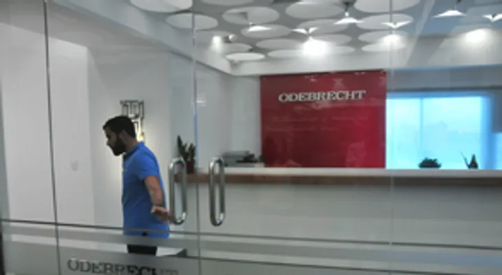 Procuraduría espera documentos de Odebrecht (un abogado de la empresa lo llevó)
