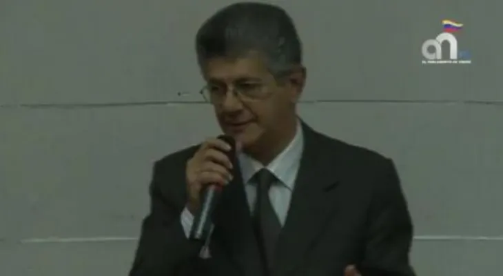 Ramos Allup: Grupos de la tolda de Gobierno estarían forzando la renuncia de Nicolás Maduro