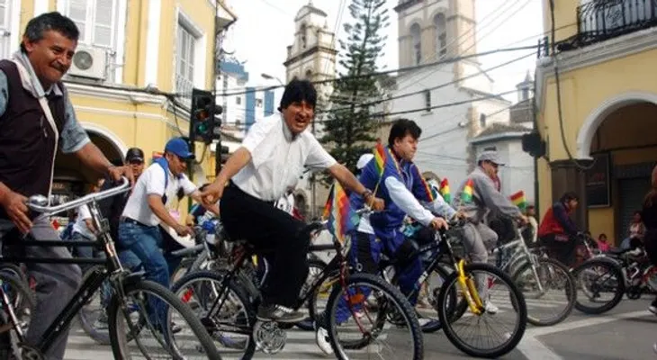 Evo Morales busca llevar al mundo el "día del peatón"