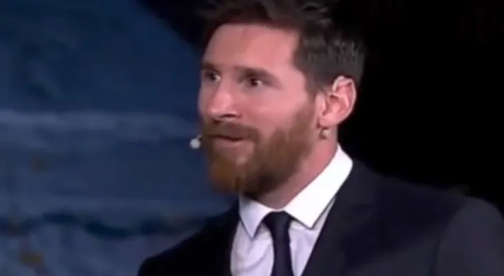 Para evitar una "vergüenza", Lionel Messi se negó a hablar en inglés en su visita a Egipto