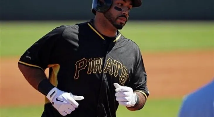 Dominicano Pedro Álvarez gana arbitraje con Piratas, recibe US$5,75 MM