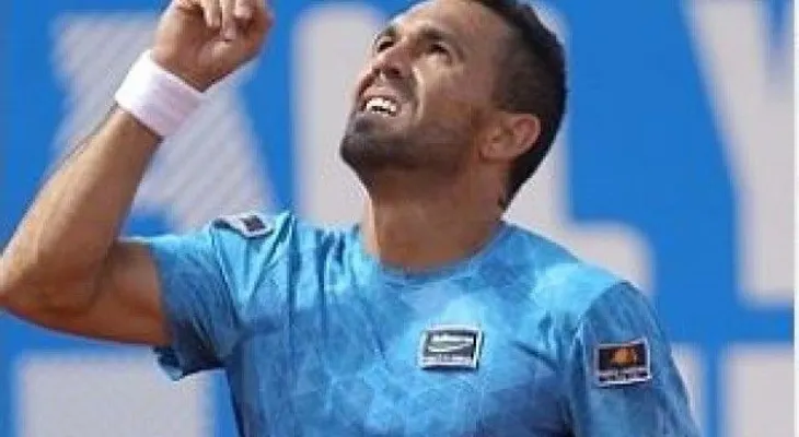 Víctor Estrella se corona campeón del Challenger de Morelos