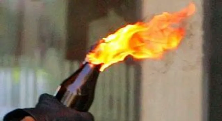 Lanzan bomba casera frente a Junta Municipal Electoral de SFM