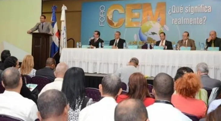Indotel anuncia estudio busca empresas instalen sus antenas en un solo lugar