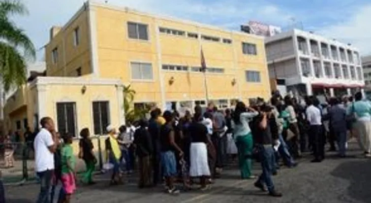 Embajada haitiana entregará documentos a sus ciudadanos a partir del 26 de abril