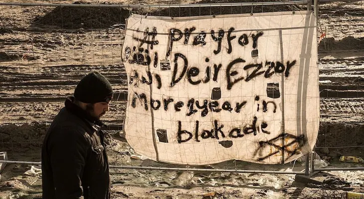 Reporte: ISIS libera a 270 civiles secuestrados en la ciudad siria de Deir Ezzor