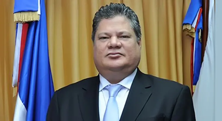 En un mes, Souffront cancela 70 agentes de la DNCD