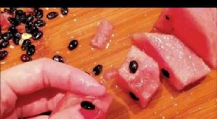 Sabías que las semillas de sandía te resuelven la angina del pecho, hipertensión; arteriosclerosis y piedras en los riñones 