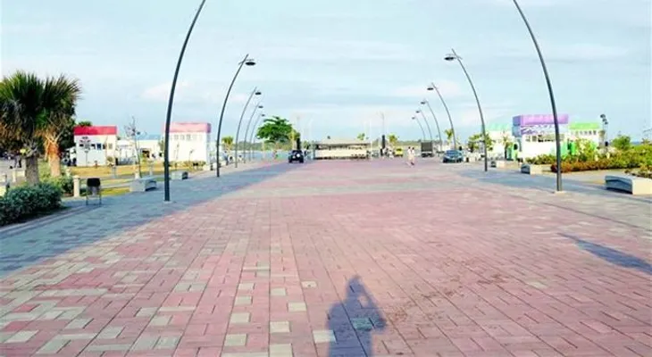 Ciudadanos opinan medidas de seguridad en Plaza Juan Baron son pésimas