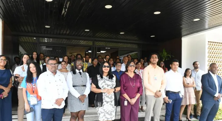 Listín Diario celebra su 137 aniversario con la primera bendición de su redacción