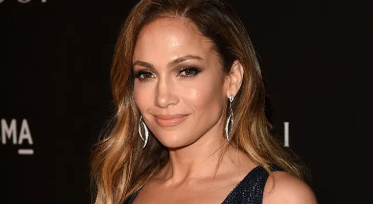 Jennifer López ''feliz'' por boda de Marc Anthony