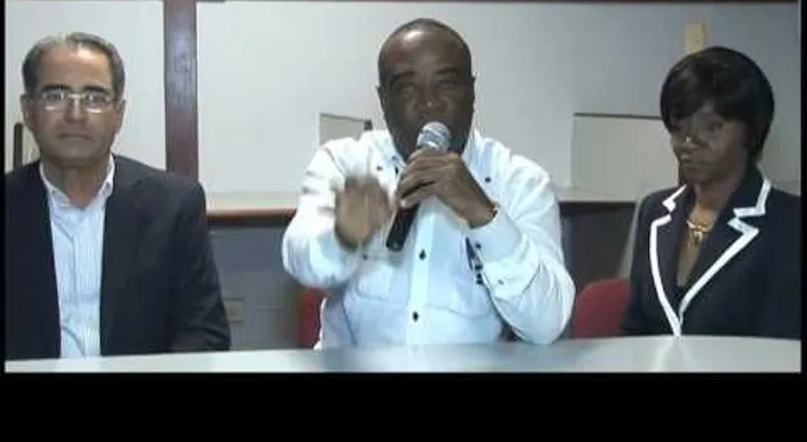 Ya es oficial: en el PRM "le sacaron los pies" a Manuel Jiménez (VIDEO)