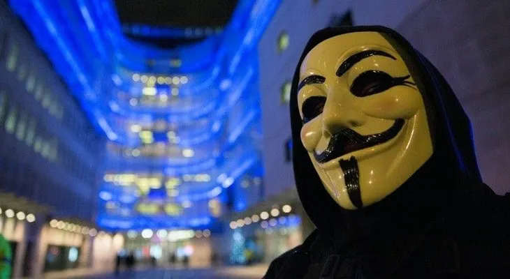 Anonymous advierte del inminente inicio de la Tercera Guerra Mundial