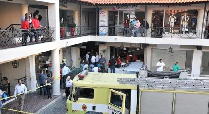 Explosión en restaurante deja siete heridos