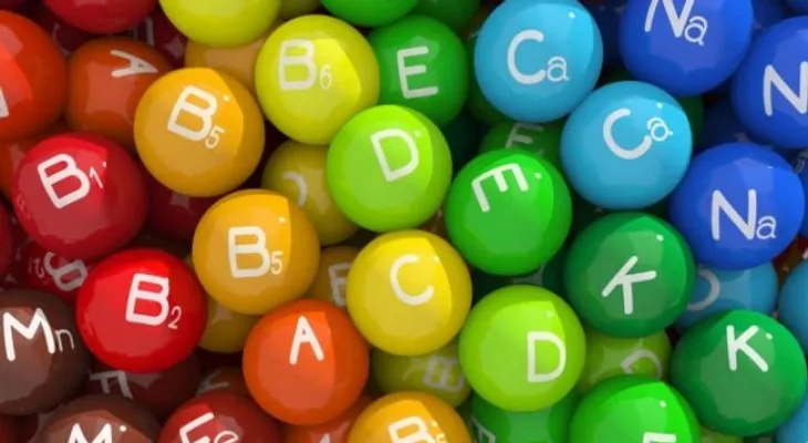 ¿Tienes estos síntomas? Quizás te están faltando ESTAS vitaminas
