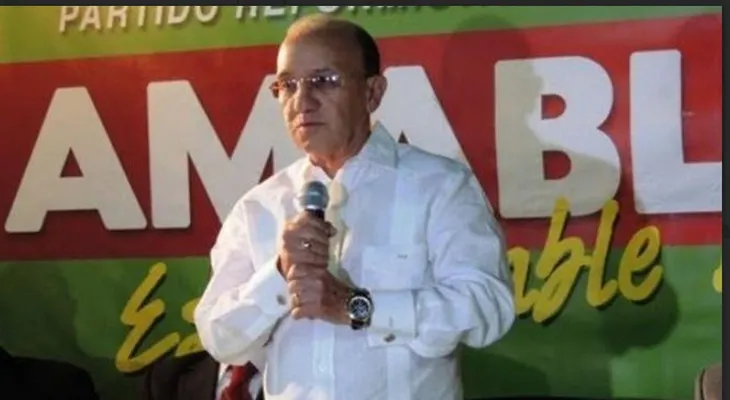Aristy Castro evade respuesta cuando le preguntan si buscará la Presidencia 