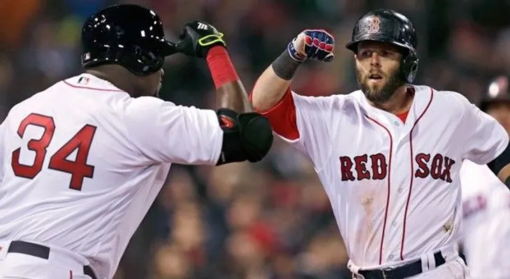 Ortiz pega tres dobles y está a uno de González; A-Rod la saca