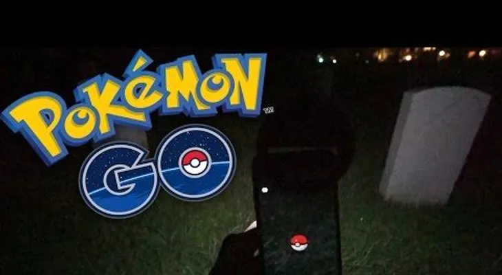 Jugaba Pokémon GO en un cementerio prohibido y descubre algo increíble