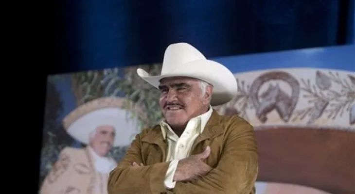 Cantante Vicente Fernández dice que se retira con la voz que tenía al principio