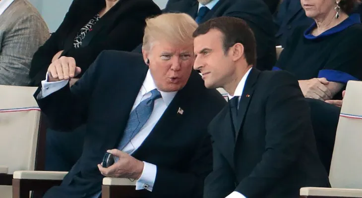 Macron y Trump presiden el desfile militar en Francia por el Día de la Bastilla