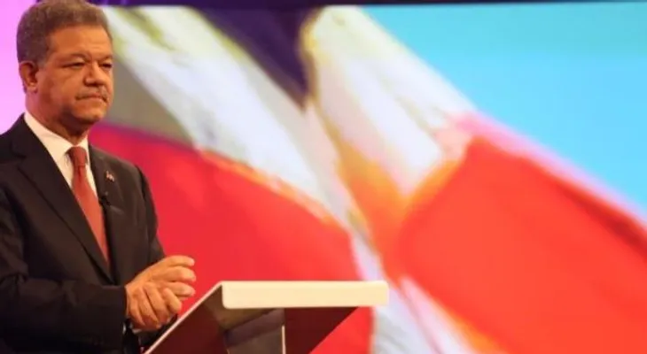 Leonel dice lee el salmo 23 para protegerse de quienes quieren destruirlo 