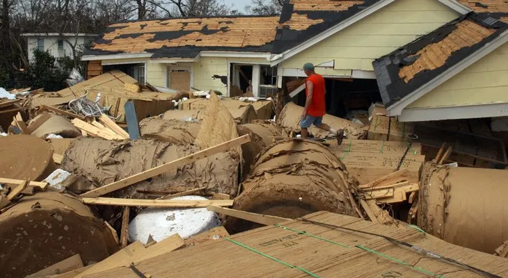 'No estoy muerto todavía': Llamadas desde una ciudad en caos por 'Katrina'