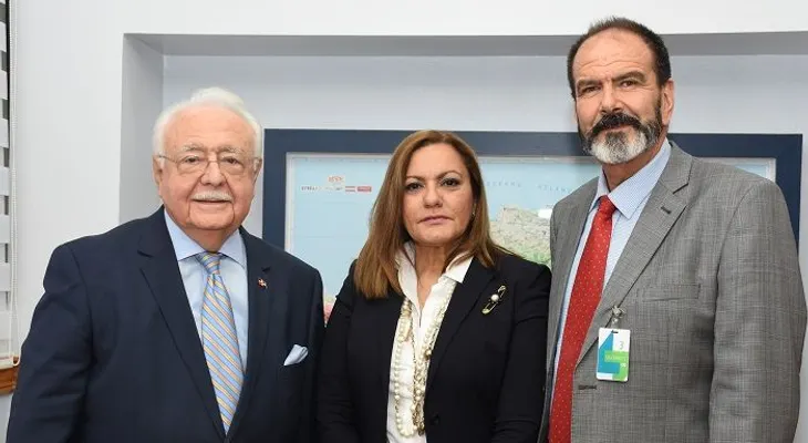 Ministro de Energía y Minas destaca importancia de uso de energía nuclear