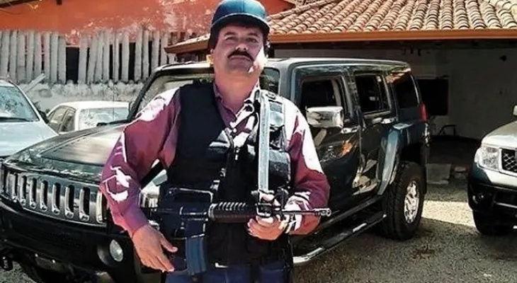 Desaparece madre de El Chapo, tras asedio a su pueblo por narcos (VIDEO)