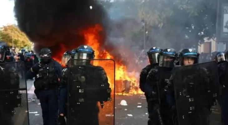 Protestas en Francia se intensifican con enfrentamientos violentos en París