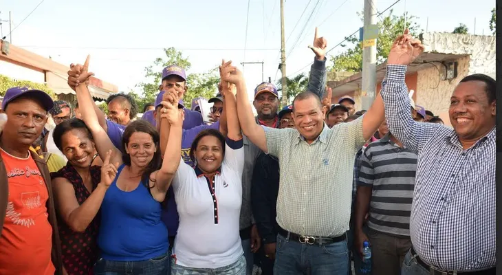 Diputado Carlos Guzmán desarrollará programa de ayuda ancianos de SDN.