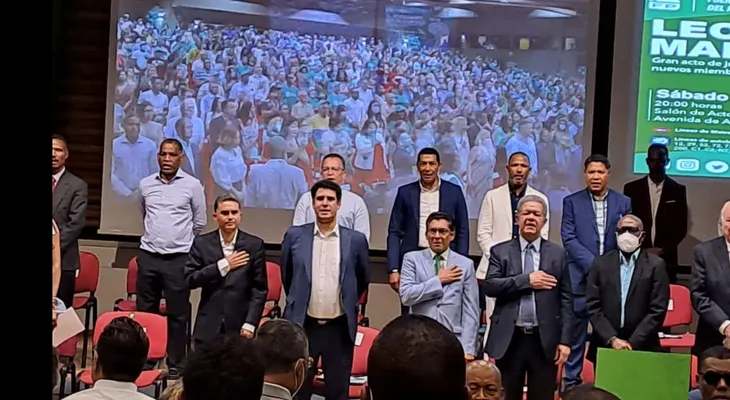 Leonel Fernández y el secretario general de la FP concluyen gira por Europa; juramentan más de 13 mil miembros