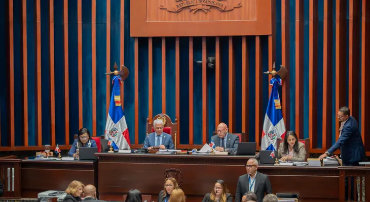 Senado aprueba Presupuesto del 2026 por más de 1.8 billones de pesos