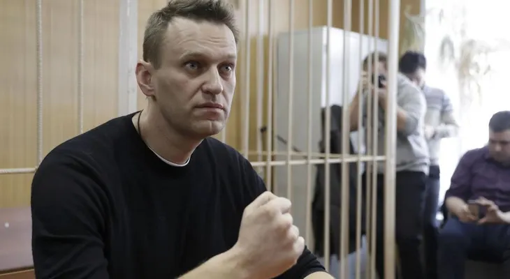 Rusia arrestó, juzgó y condenó a prisión al opositor Alexei Navalny en menos de 24 horas
