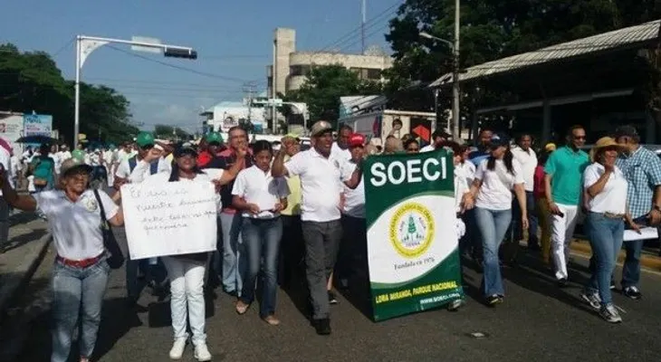 Santiago se une en caminata en favor del río Yaque del Norte