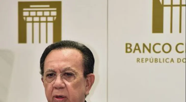 Valdez Albizu destaca estabilidad mantenida por el BCRD para beneficios de los dominicanos; ponen obras en circulación