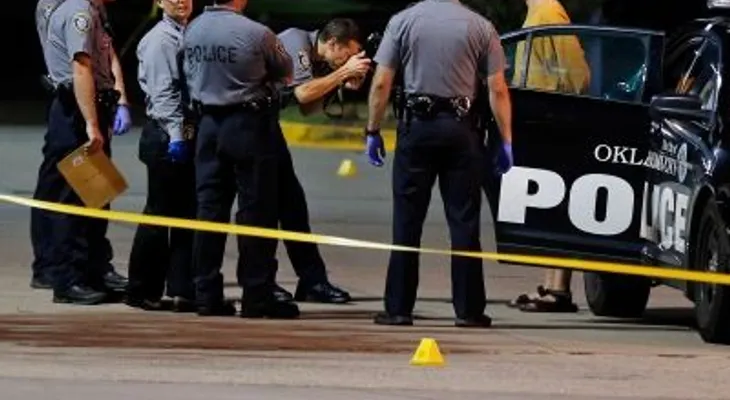 Hijo mata a su padre a puñaladas en Oklahoma 