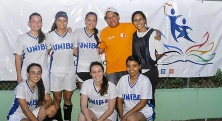 UNPHU y UNIBE jugaran hoy la final femenina del Futsal Universitario