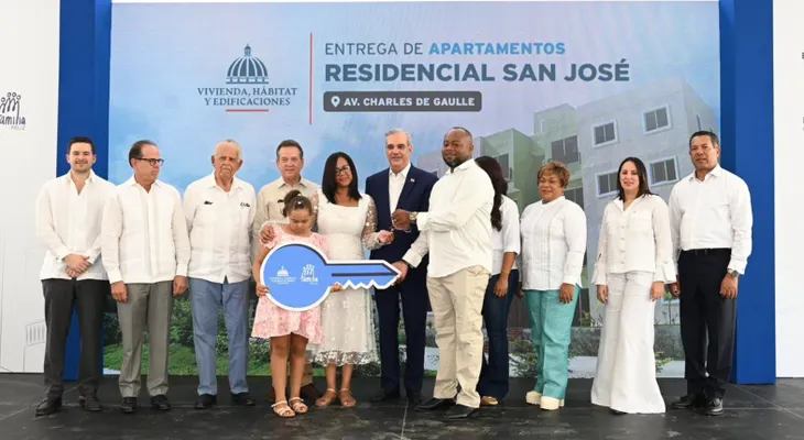 Banreservas financia 700 apartamentos residencial San José entregados por el presidente Abinader