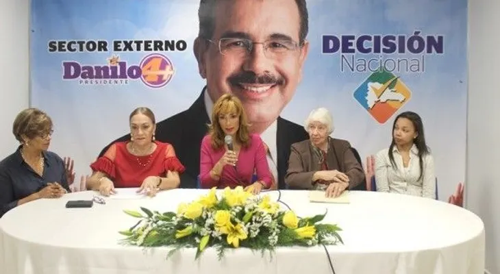 Mujeres balagueristas lanzan movimiento de apoyo a Danilo Medina