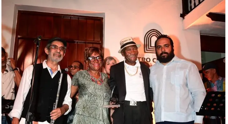 Banreservas reconoce legado de Kundengo Minier y César Namnúm