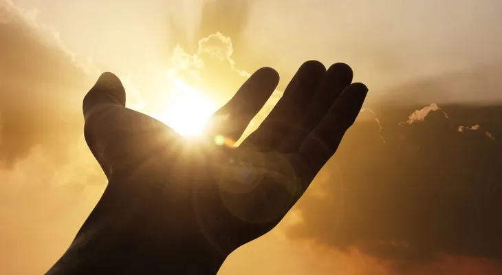 La "piel inteligente" que depende del sol para ser la prótesis perfecta