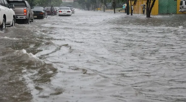 Lluvias seguirán este viernes por vaguada; 26 provincias en alerta