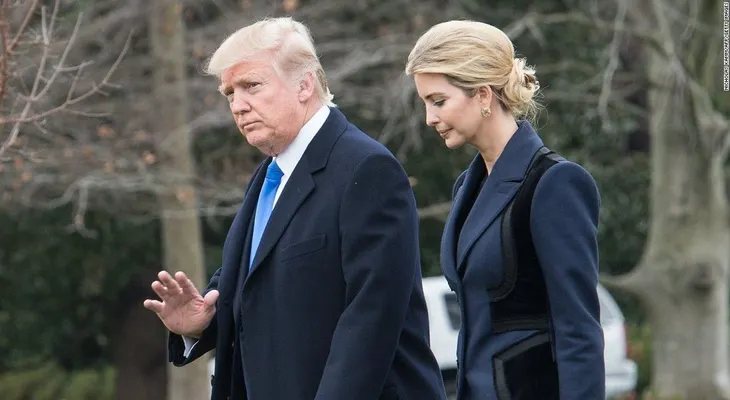 Trump rinde homenaje a las mujeres en su día